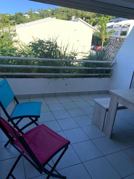 Petit prix et grand confort à Saint Gilles les Bains Extérieur photo